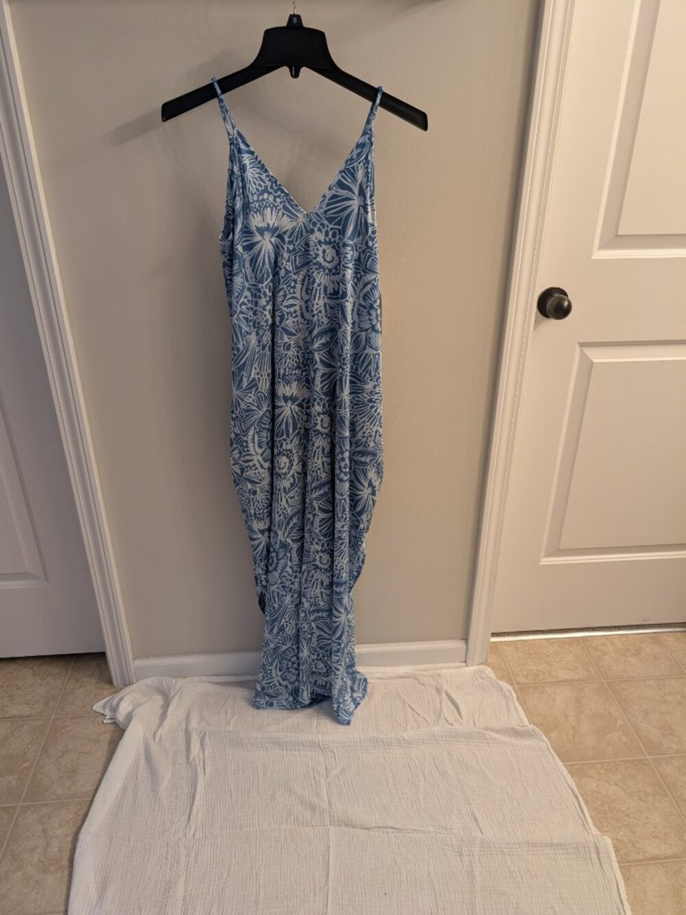 Blue Floral Maxi Dress Size Small